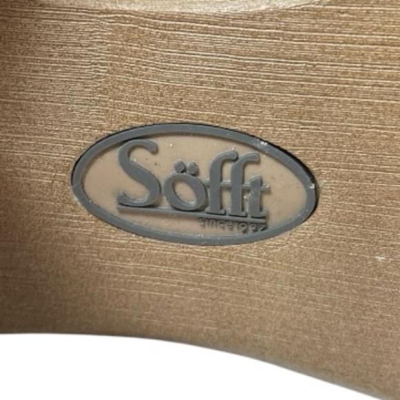 Sofft Blue Floral Embroidered Ankle Boots - Picture 6 of 8